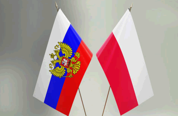 Эксперт: Польша активно "атакует" Россию в силу двух факторов
