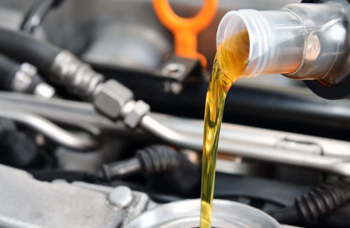Почему следует выбирать только качественное моторное масло
