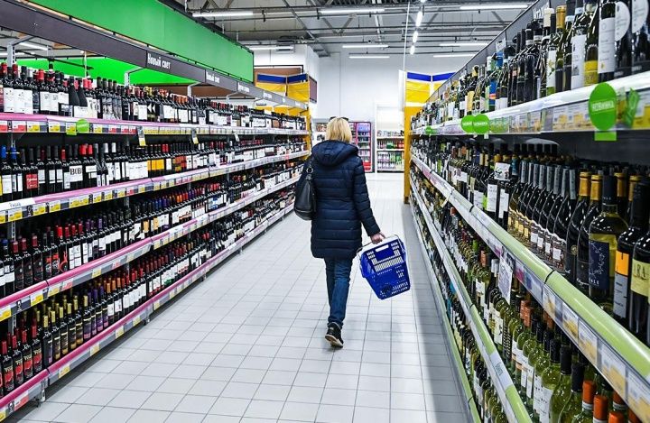 Рост продаж алкоголя в России объяснили кризисом 