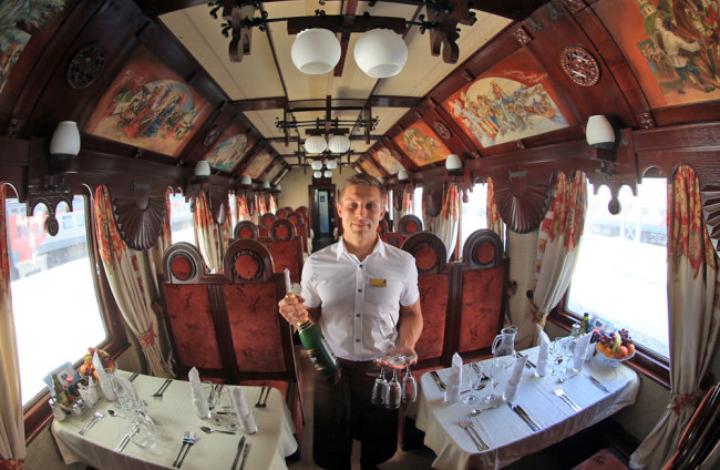 В Союзе пассажиров России оценили запрет алкоголя в вагонах-ресторанах