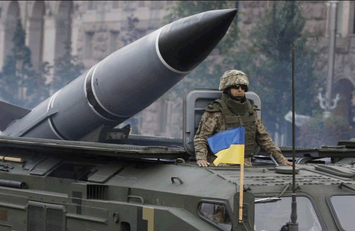 "Смех здесь – не лучшая эмоция". Идею войны Украины с РФ высмеяли в Сети