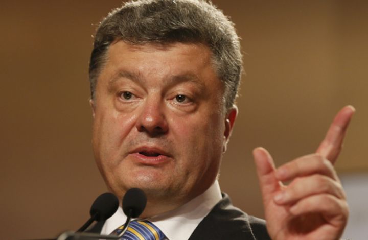 Киевский политолог: США показали Порошенко "альтернативный сценарий"