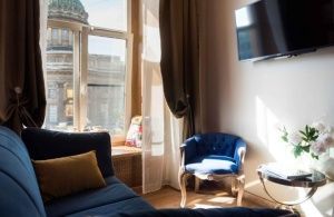 Петербуржская сотня самых дорогих квартир в аренду  отыграла годовое падение цены