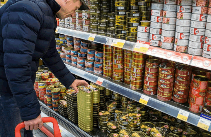Мясо, рыба, оливки, фрукты и орехи – что еще могут запретить к возу в Россию?