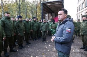 Андрей Воробьев посетил пункт размещения мобилизованных в Тверской области