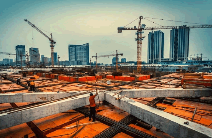 Количество проектов новостроек в Москве упало почти на четверть в 2019 году