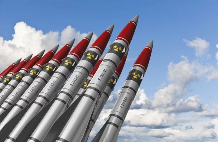 "Безумие уже на грани". Аналитик оценил ситуацию с ядерным оружием в мире