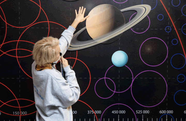 В центре «Космонавтика и авиация» на ВДНХ стартует экскурсия о химии и космосе