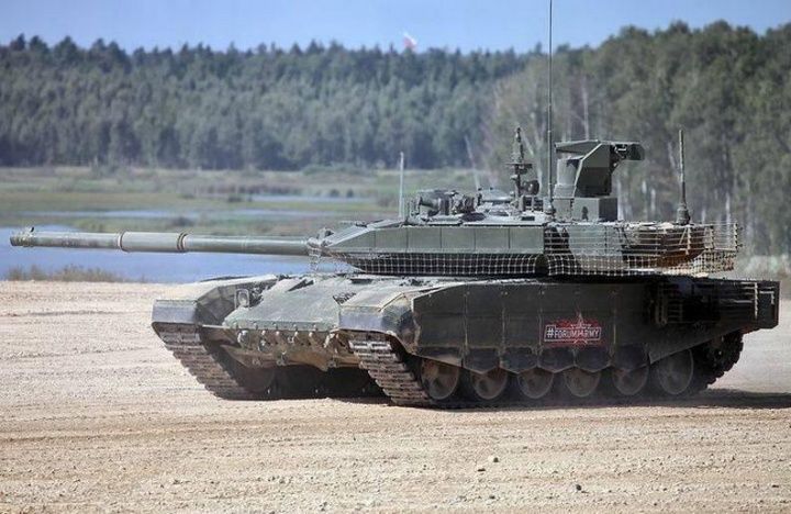 "Лучший танк". В войска поступают модернизированные Т-90М "Прорыв"