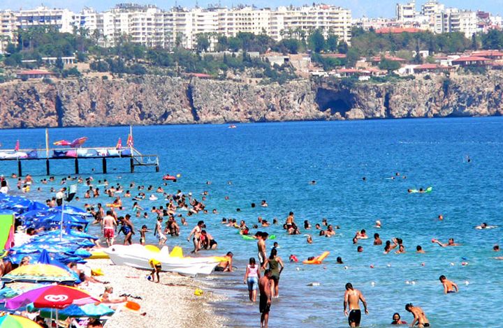 Эксперт: Турция готова на все, лишь бы российские туристы вернулись на курорты