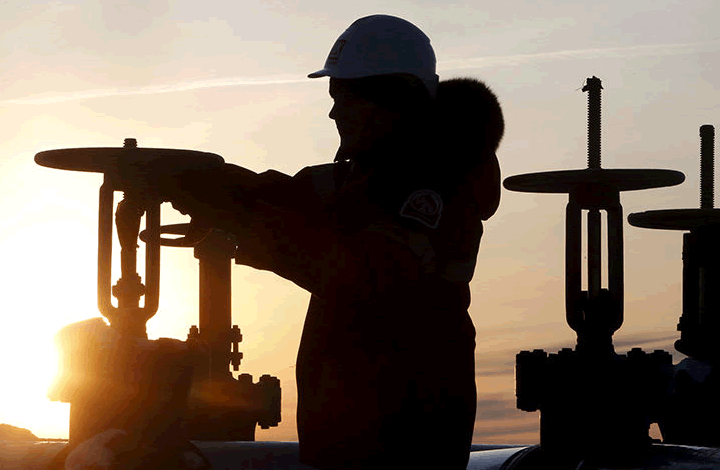 Серьезный вызов: ОПЕК+ одобрила продление сделки по сокращению добычи нефти
