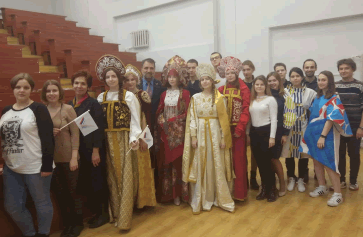 Активисты ОНФ в Подмосковье провели экспертную встречу по теме традиционного русского народного костюма 