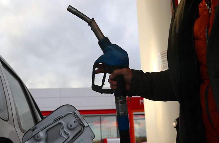 В России может подешеветь бензин из-за помощи Белоруссии