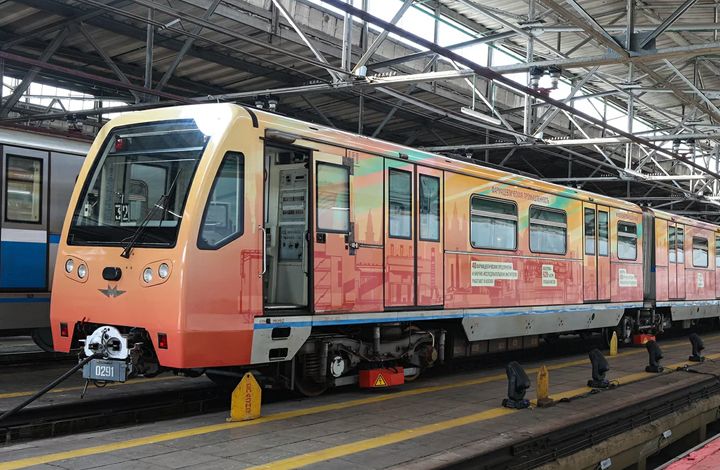 В московском метро запустили тематический поезд, посвященный столичной промышленности