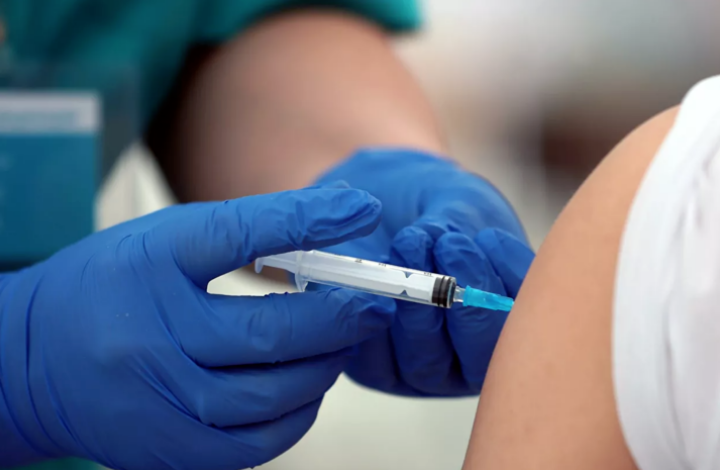Более половины жителей Реутова сделали прививку от covid-19