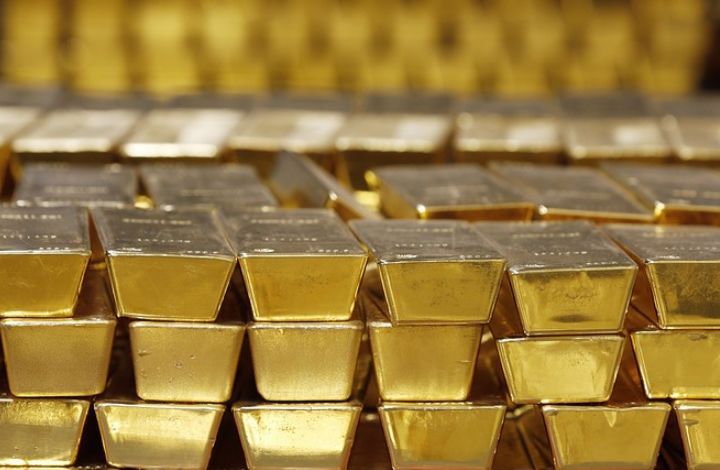 Аналитик: у американцев забирают золото, потому что перестают им верить