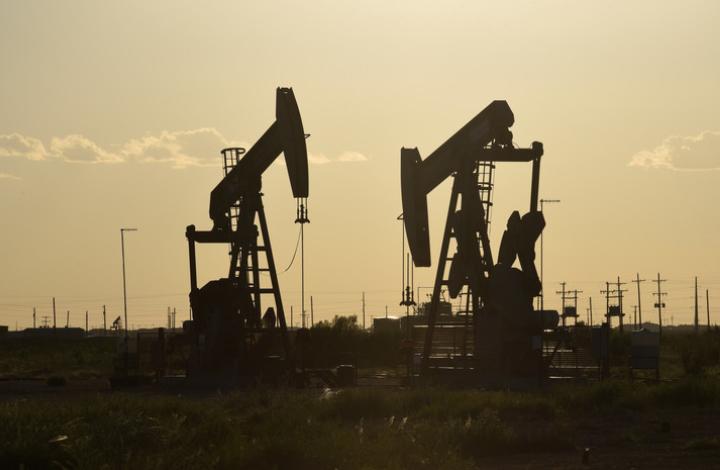 Эксперт предсказал осенний цикл спада цен на нефть