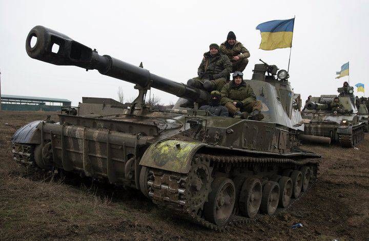 Эксперт о ситуации в Донбассе: демонстрация силы – один из сценариев Киева