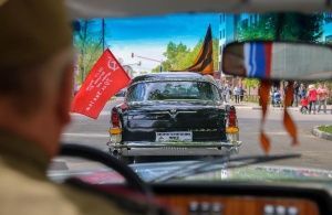 Глава Реутова и сенатор Российской Федерации дали старт автопробегу в День Победы