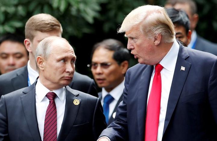 Мнение: говоря о встрече с Путиным, Трамп позиционирует себя как "ковбой"
