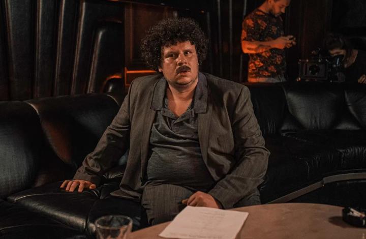 Премьера второго сезона комедийно-криминального сериала Евгения Кулика «Два» состоится в онлайн-кинотеатре KION 9 февраля
