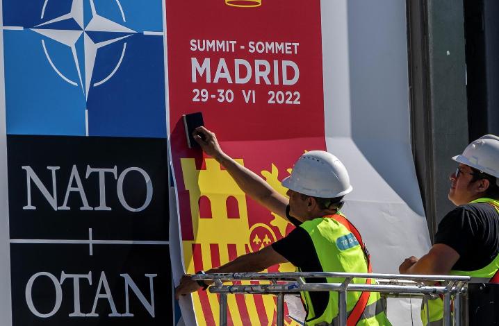 В Мадриде с НАТО "окончательно спала шкура"