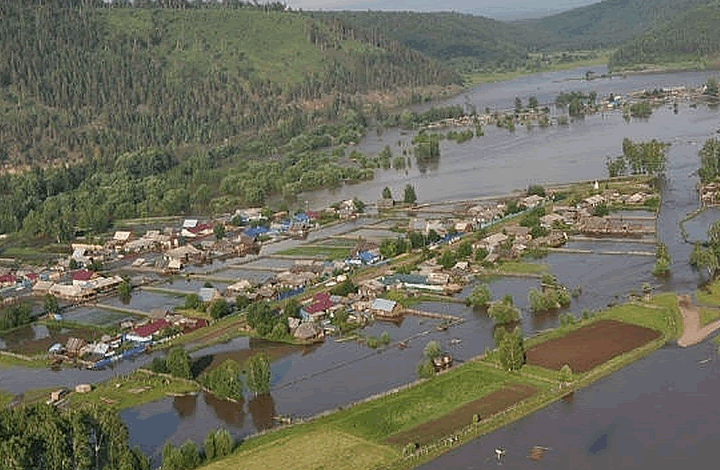 В Иркутской области устраняют последствия наводнения