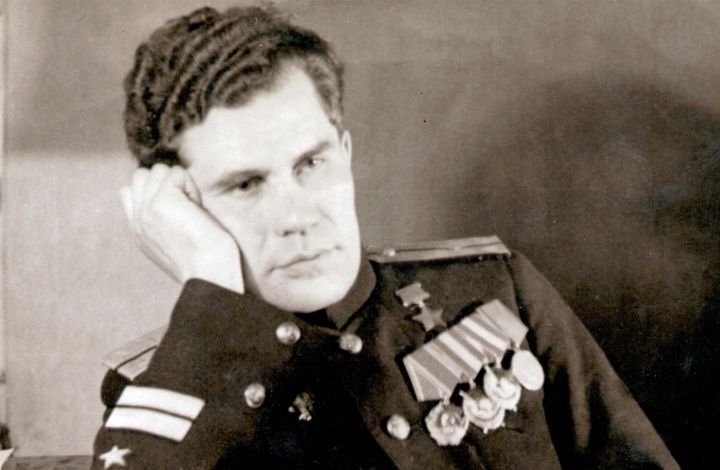 Дважды Герой Советского Союза Леонов