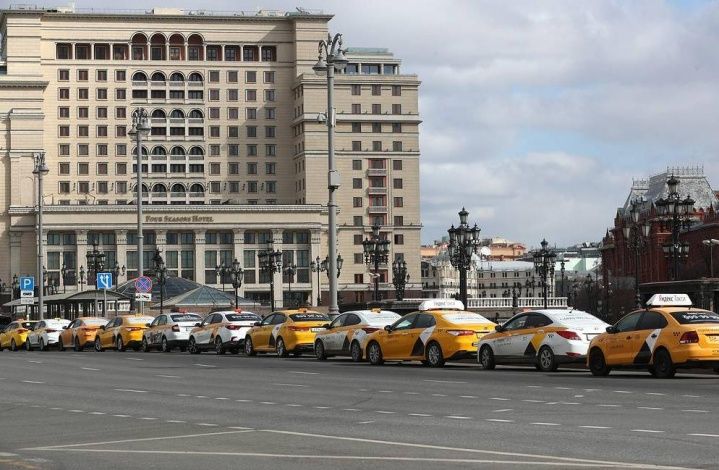 Инфекционист назвал два условия смягчения режима самоизоляции в Москве