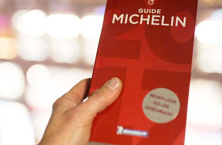 Наталья Сергунина: В продажу поступила печатная версия первого в истории гида Michelin по Москве