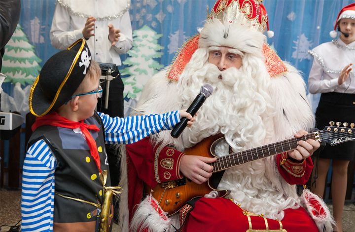Всероссийский Дед Мороз и НТВ в третий раз вместе исполнят мечты жителей всей страны