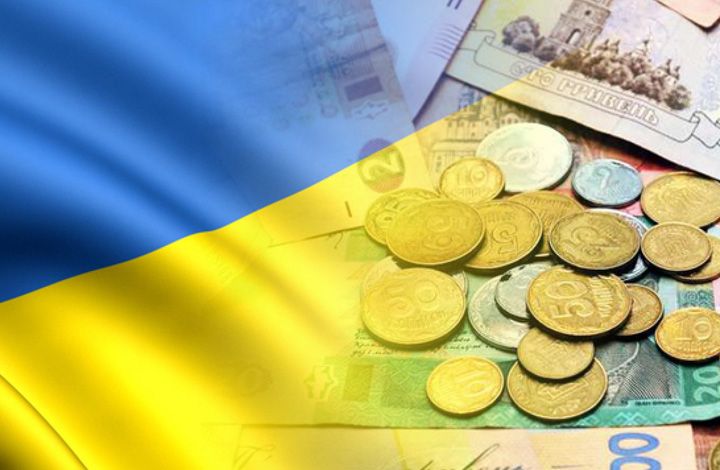 Украинский аналитик рассказал, кто на самом деле спасает экономику страны
