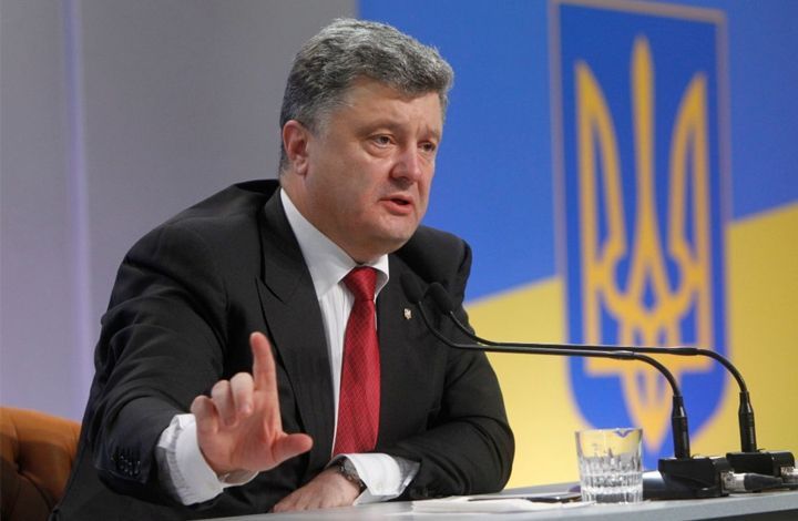 Политолог о словах Порошенко про "войну": Украина выглядит все бледнее