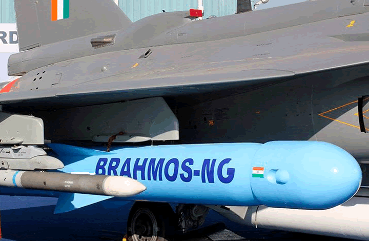 Эксперт об испытаниях ракеты BrahMosе: наши успехи нервируют США