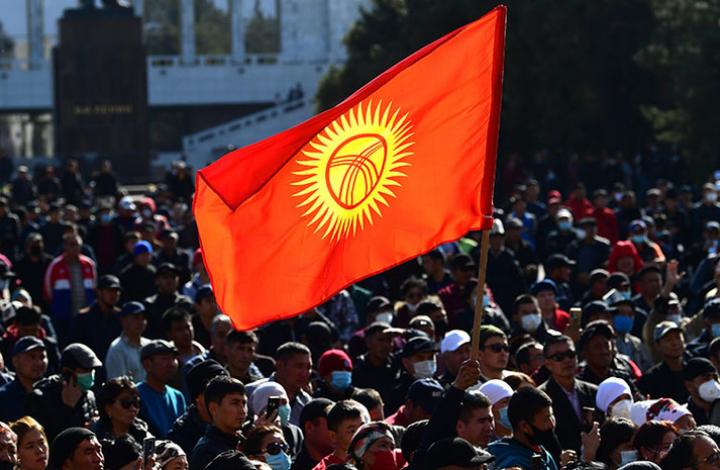 Надолго ли затишье? Эксперты оценили политическую обстановку в Киргизии