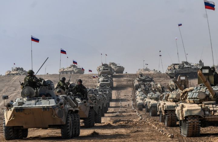 Военный политолог о докладе SIPRI: Россия задает тренд на рынке оружия
