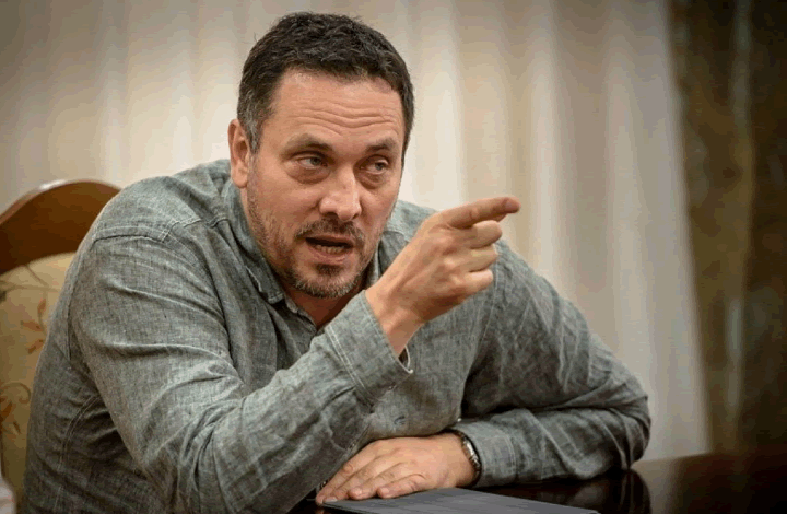 Максим Шевченко рассказал, с чем связана отставка правительства