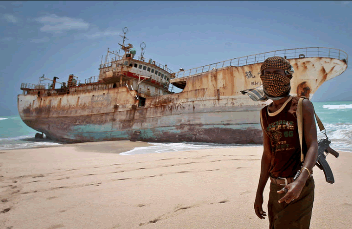 Пиратский захват у берегов Камеруна: в команде были россияне