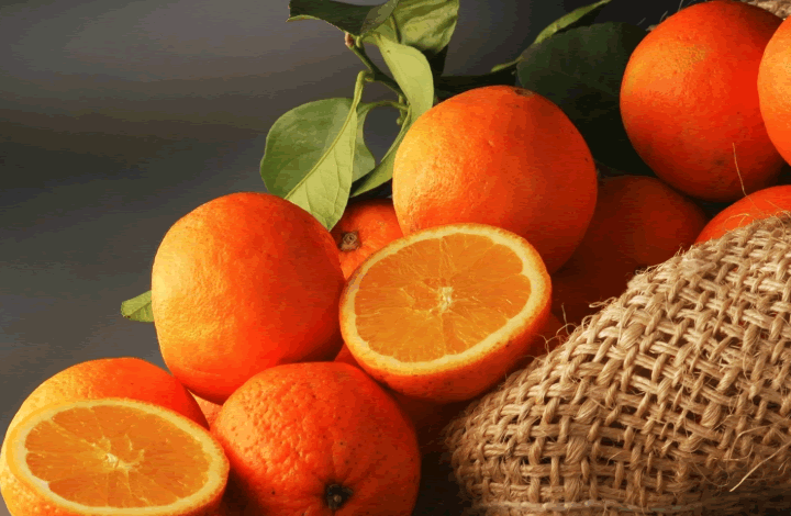 А, В и С: кому апельсины, а кому – витамины. Кого лечат, а кого – калечат