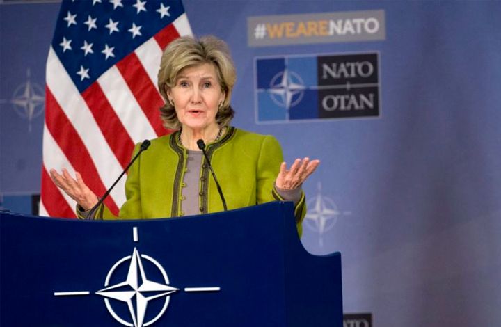 Клинцевич: НАТО пытается "сподвигнуть" Порошенко на провокацию