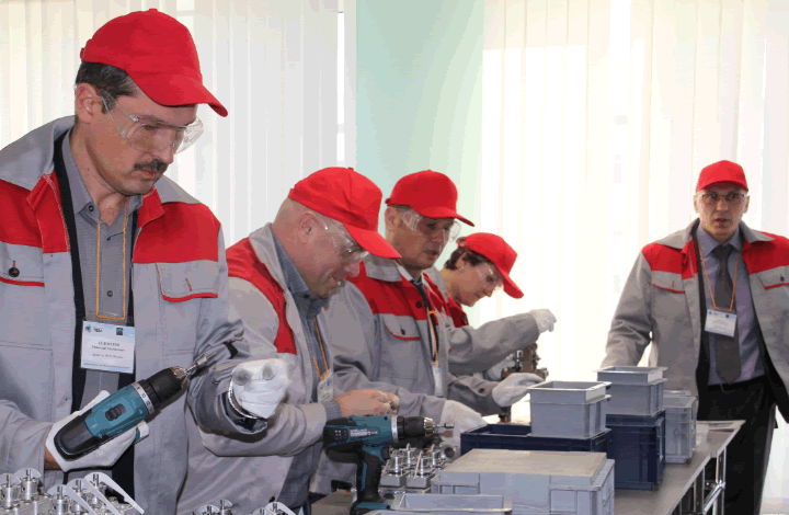 Представители ковровской администрации прошли обучение бережливому производству в ПАО «КМЗ»