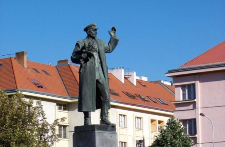 Что стоит за отказом Праги отдать Москве памятник маршалу Коневу?