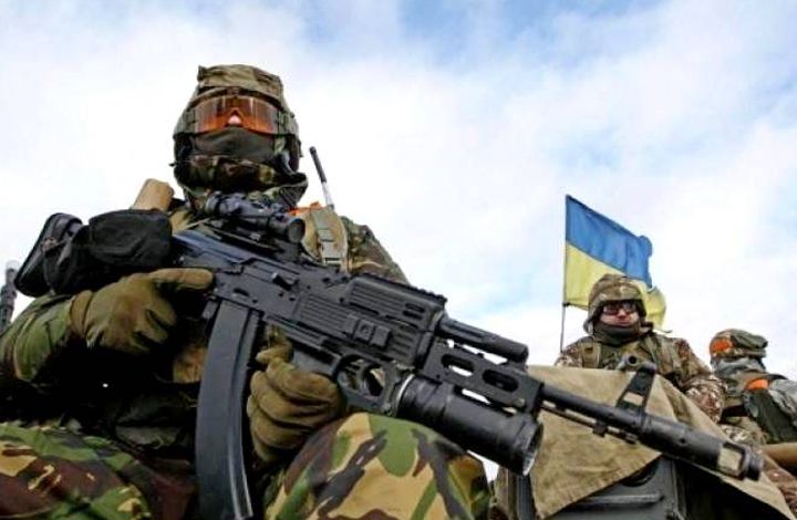 Военный эксперт: Украина из цветущей республики превратилась в развалину
