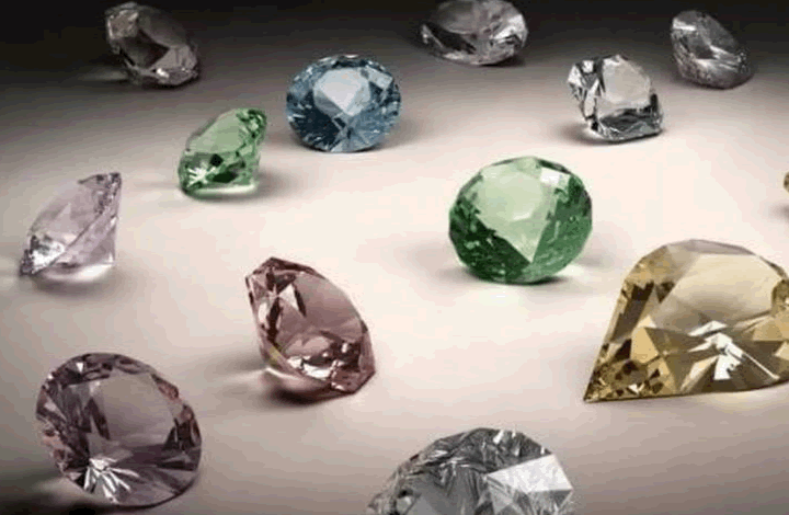 Цветные камни дорожают быстрее бриллиантов. Кому по зубам такие инвестиции?