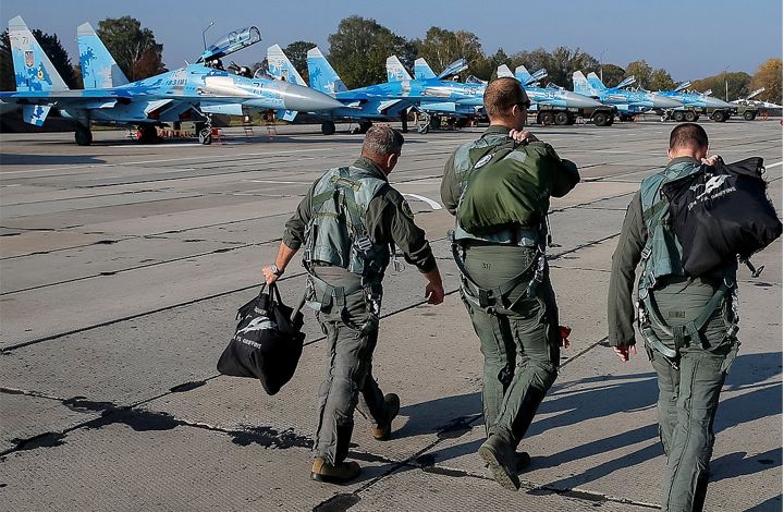 Летчик рассказал, какой полет могли совершать пилоты ВВС США и Украины