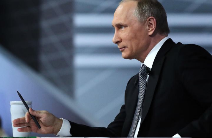 Политолог: Путин отправил Стоуну "бумеранг" в ответе на вопрос о Сталине