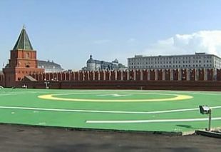 Первый полет президентского вертолета с новой площадки в Кремле