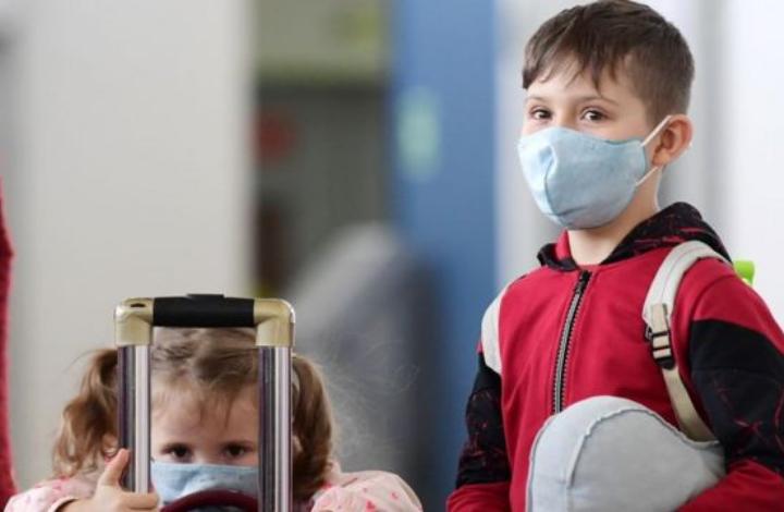 Онищенко: беспочвенны разговоры о том, что вакцины от COVID "не держат"