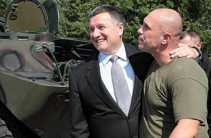 Эксперт: лидер Социалистической партии Украины входит в политику так же, как и Гитлер
