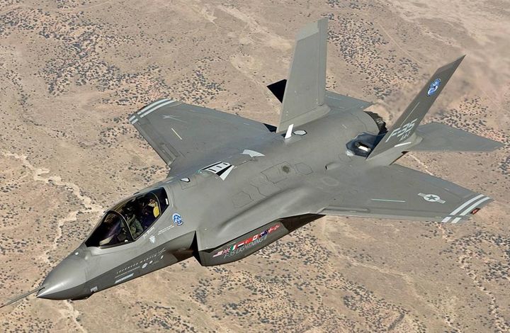 Военный эксперт: США "сильно раздули" легенду вокруг F-35